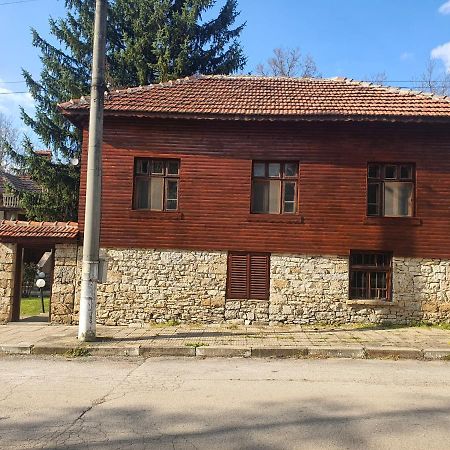 Holiday Home Maarata Krushuna Exterior foto